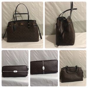 COPY - Coach, Authentic signature bag NEVER USED -NEW